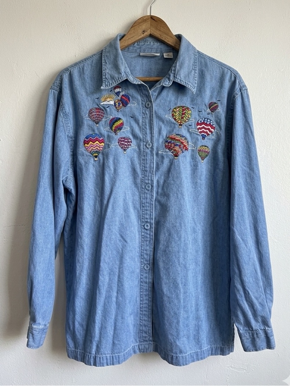 Vintage Passion-I Embroidered Hot Air Balloon Denim Shirt Small